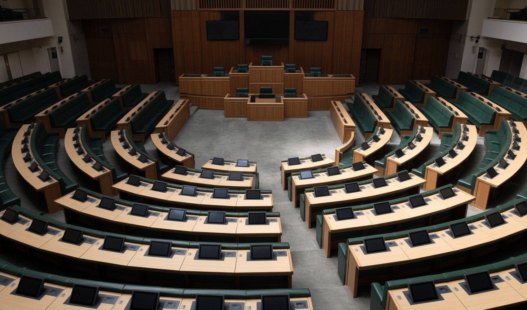 France : après la censure d'août, une nouvelle copie centrée sur les fonctionnalités
